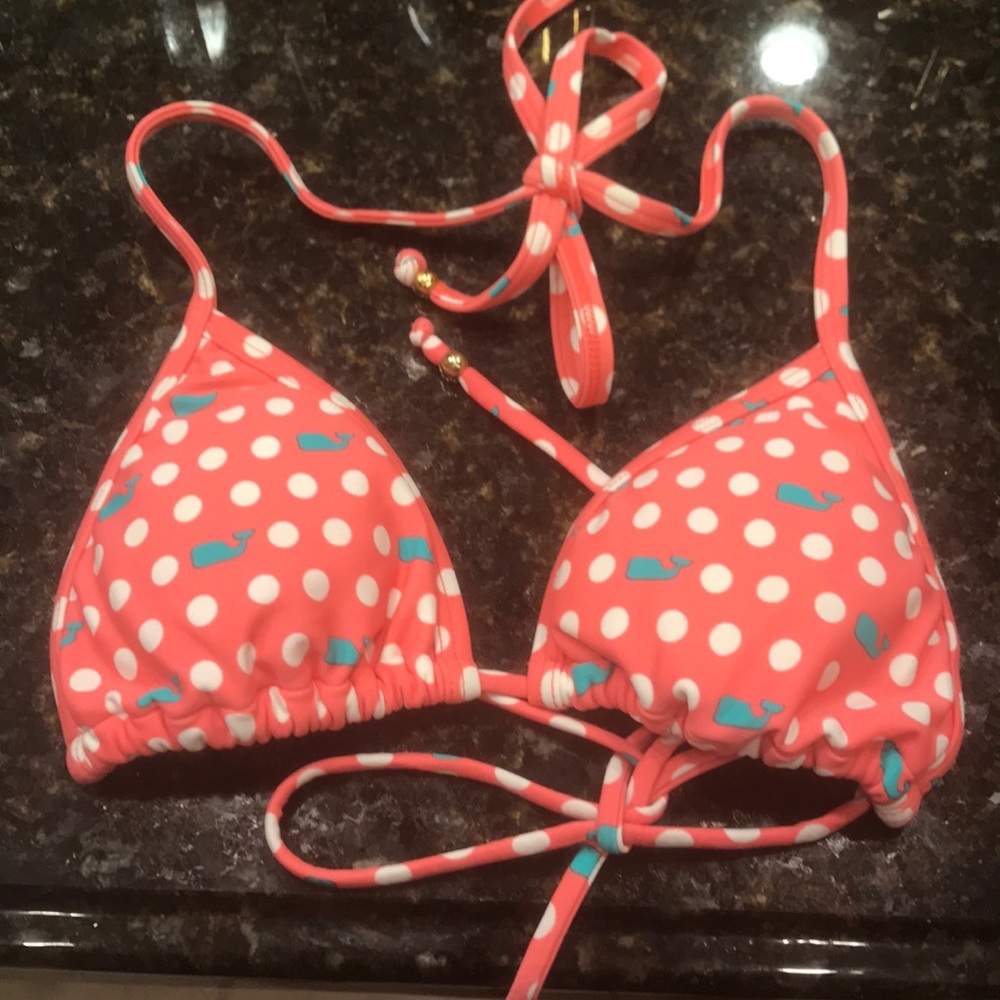 VV swim top in EUC w pads